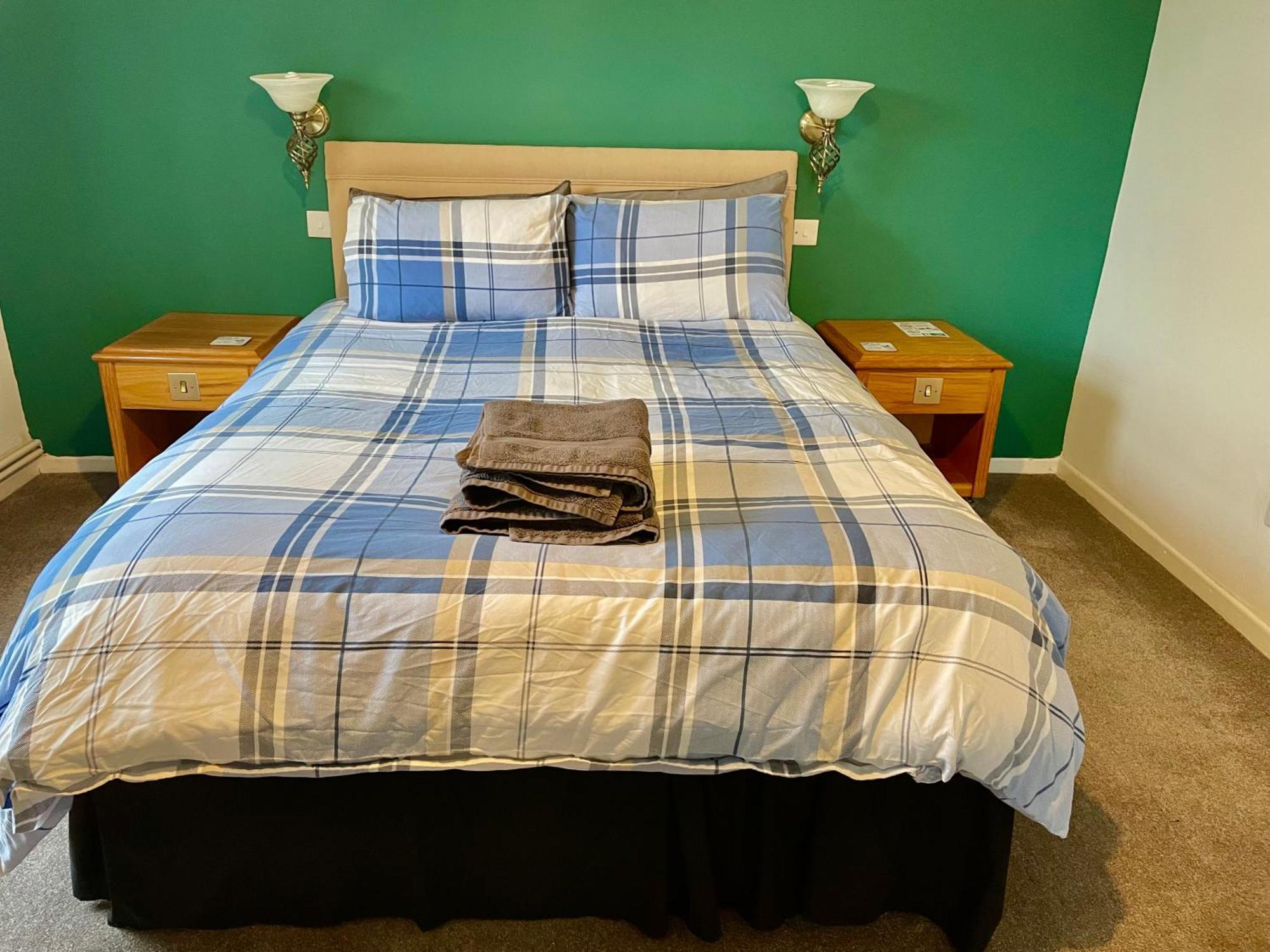 Spacious 3 Bedroom Garden Apartment In Snowdonia National Park Garndolbenmaen Exterior foto
